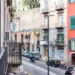 Appartamento L'orchidea Al Museo In Centro Napoli